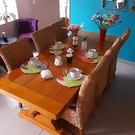 A Larriou * 미르포아